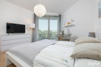 Pinea 620 - Easy - Rent Apartments VI piętro z widokiem na morze - B&B