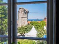 Loft gem situated in the heart of Visby - Bed and Breakfast Visby