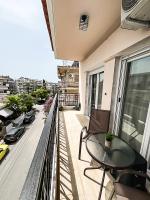 Philip's Seaside Apartment - Bed and Breakfast Néa Kallikráteia