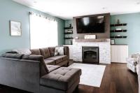 The Hermantown Hangout - B&B Hermantown