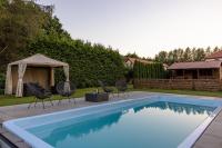 Gospodarstwo Agroturystyczne z BASENEM & SPA i Alpakami - B&B Elk