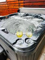 Luxury villa with pool, jacuzzi and sea view - Ferienwohnung Lozenets