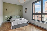 Four-Bedroom Apartment with Balcony