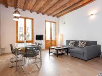 Cómodo apartamento cerca de Plaza Cataluña - B&B Barcelona