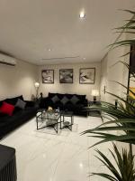 غرفة وصالة دخـول ذاتي بحي العقيق2 - B&B