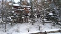 L'ARGOUSIER Chalet 6 à 8 personnes Enchastrayes Barcelonnette - B&B