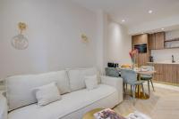 Peaceful Getaway near Marais - with AC - Chambres d’hôtes Paris