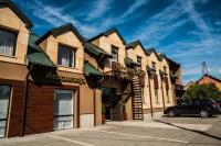 Gościniec Dębicki - B&B