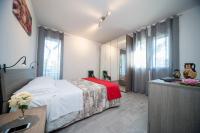 Appartamenti Residence Giardini CENTRALISSIMO AL MARE - B&B Riccione