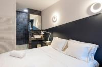 Four-Bedroom Deluxe Apartment