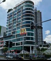 Unicorn Fairy Theme 2BR Airport Suite# Straits Intl# Pantai Hospt - B&B