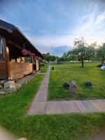Domek SADKOWO - wśród jabłoni , balia ogrodowa dodatkowo płatna - B&B Polanów
