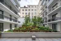 3 Bedroom Condo w Garage and Balcony - Ferienwohnung Budapest