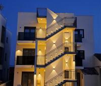 Deluxe One-Bedroom Apartment with Garden View
