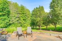 Walk to Downtown Weaverville Quiet Apartment - B&B Weaverville