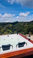 Casa Nyra with Jacuzzi near JMC - Santa Elena - Chambres d'hôtes Santa Helena