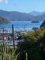 Sea-Renity Picton, Apt B - B&B Picton