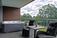 RajSki Apartament 205 Z PRYWATNYM JACUZZI NA BALKONIE Z WIDOKIEM NA GÓRY - Chambres d'hôtes Szklarska Poręba