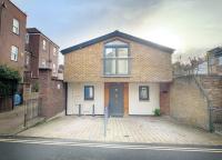 3 Bed House in central Richmond with driveway parking - Bed and Breakfast