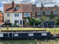 Riverside Cottage - B&B