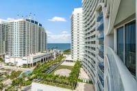2BR Fort Lauderdale W Residence with Double Living Room, Ocean & Intercoastal Views, Brand New Sofas! - Chambres d'hôtes Fort Lauderdale