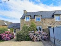 Stone House in Brittany near the Sea - Chambres d'hôtes Lannilis