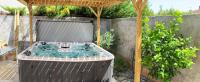 Le Beau Vallon 1 classée 4 étoiles - Jacuzzi privé et piscine chauffée - B&B Saint-Benoît