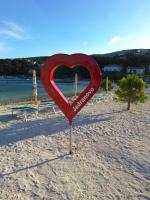 Family and pet friendly apartment Zrinski Croatia - Bed and Breakfast Šmrika