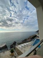 Paradise beachfront view 2 - B&B
