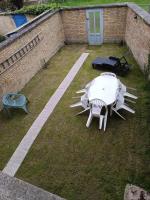 Beau studio à 2mn de la mer et avec jardin - B&B