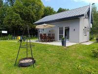 Dom wypoczynkowy Pod kasztanem 1 nad jeziorem - B&B Wartkowo