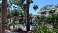 3068 Seascape - Stunning Views!! Deck with Pool Access, Easy Access to Beach &, Shops - B&B Hilton Head Island