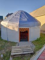 Feel Nomad, Horse Riding Yurt Bishkek - B&B