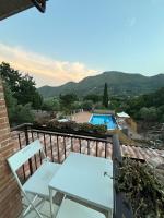 Domus Arco Romano Guest House - Bed and Breakfast Itri