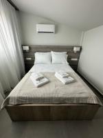 Sunrise Maries - B&B Skala Marion