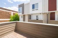 Luxury Downtown Townhome Unit 13 - B&B