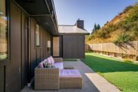 Luxury & Modern Living Home & Apartment - B&B Queenstown