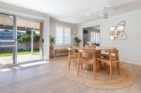 30 Lakeview Cres - B&B