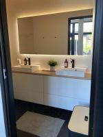 Moderni hirsitalo - B&B