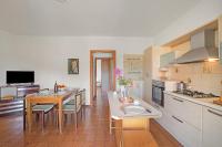 Four Bedroom House with Terrace