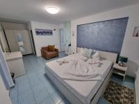 Two-Bedroom Apartment with Garden View