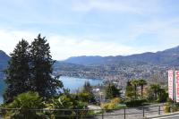 Appartamento con 2 Camere da Letto e Vista Lago