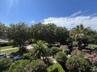 Sol-y-Days Martinic, résidence à deux pas des plages - B&B La Grande-Motte