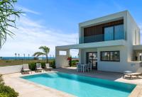 Serenity Waves Villa 22 - B&B Larnaca