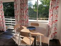 Hamilton two-bedroom unit A - B&B
