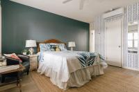 Private Studio Walk to Beach -- Apartment 2 - B&B