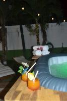 " Kalaoula", trois chambres, jardin cosy, spa, cinq mn plage, Terre-Sainte - Chambres d'hôtes Saint-Pierre