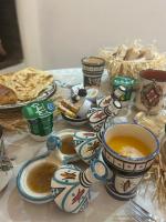 Riad Amazing Amazigh avec jacuzzi petit déjeuner compris avec aussi chambres familiales près de la place jemaa El fna - Chambres d'hôtes Marrakech