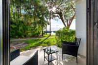 Newly Renovated Delray Beach Townhome - B&B Delray Beach