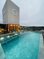 LOFT UP 1309 | Mobiliado | WIFI | Piscina | - B&B